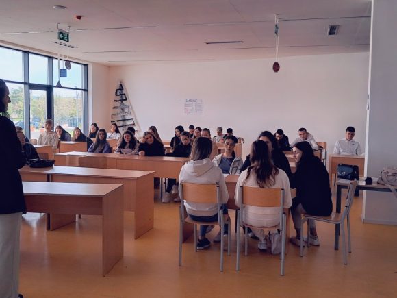 Debata : Ravnopravnost, diskriminacija i konflikti polova